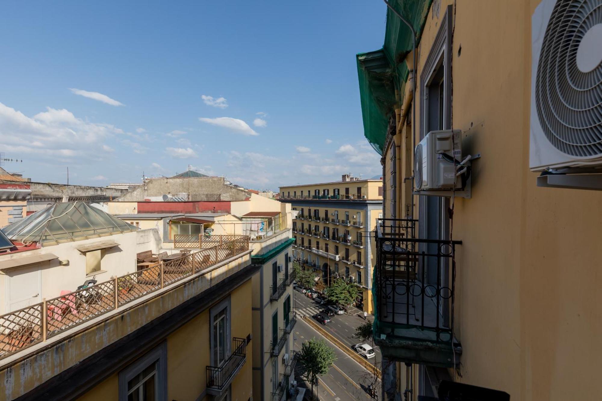 Blu Parthenope Suites Naples Exterior photo