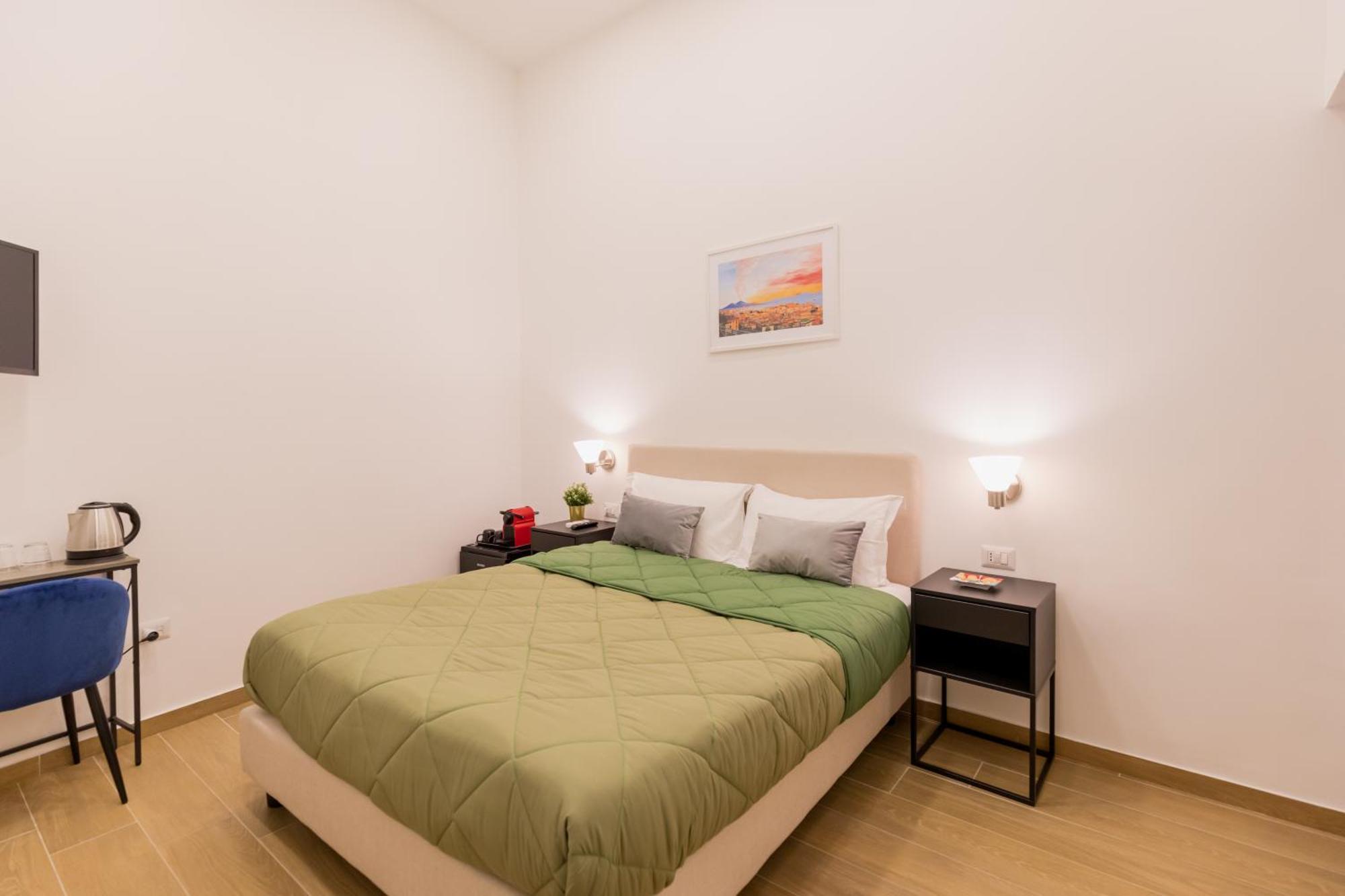 Blu Parthenope Suites Naples Exterior photo