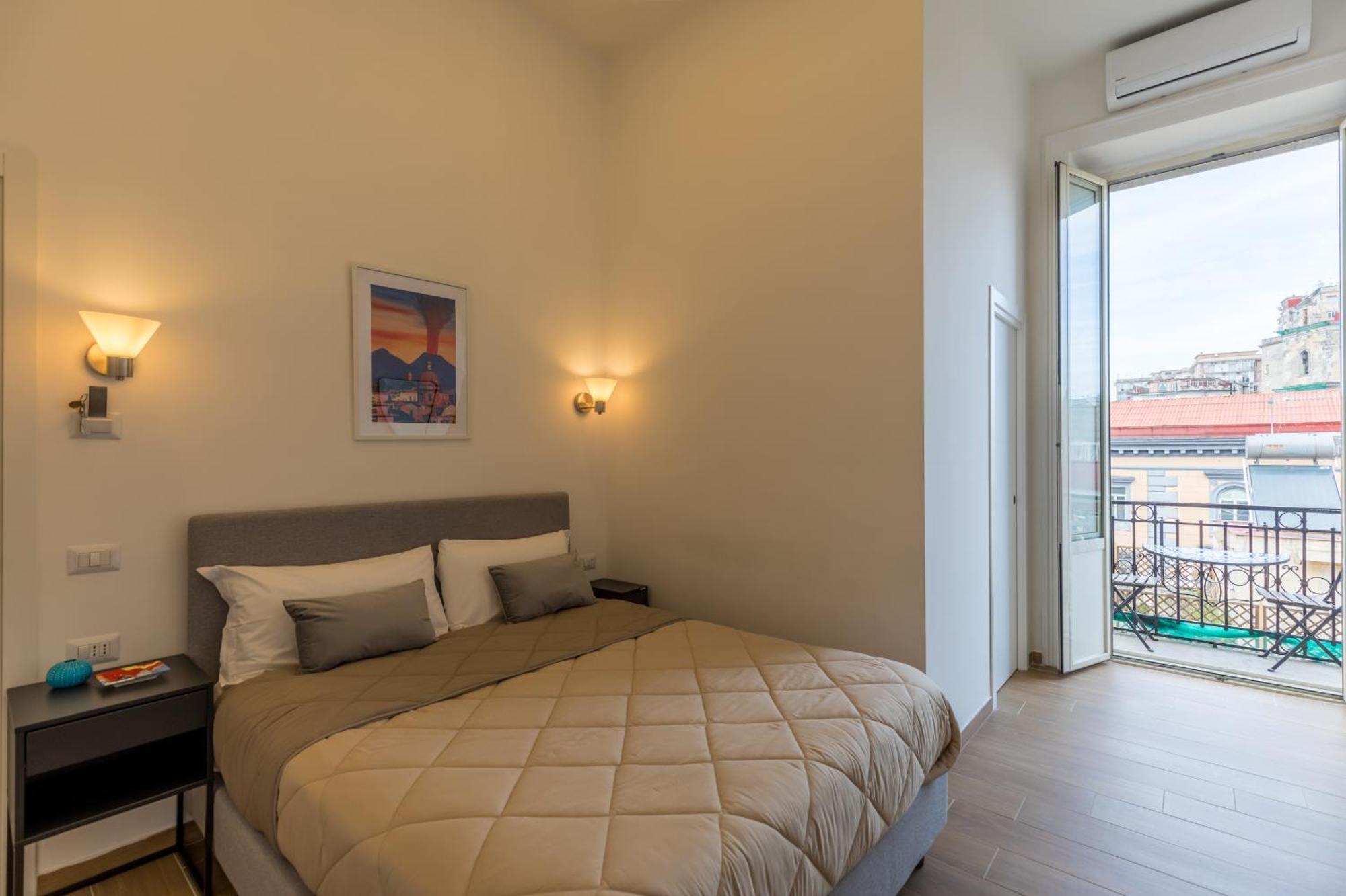 Blu Parthenope Suites Naples Exterior photo