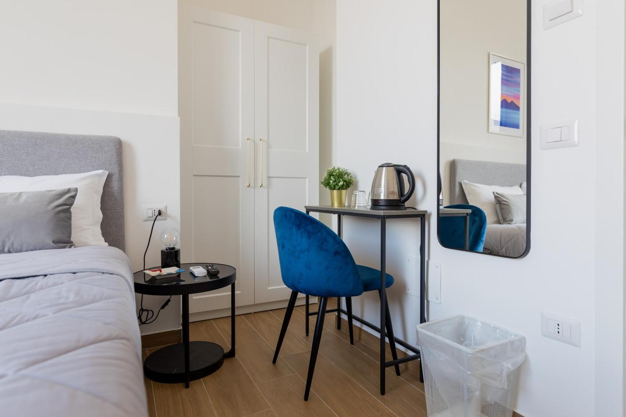 Blu Parthenope Suites Naples Exterior photo